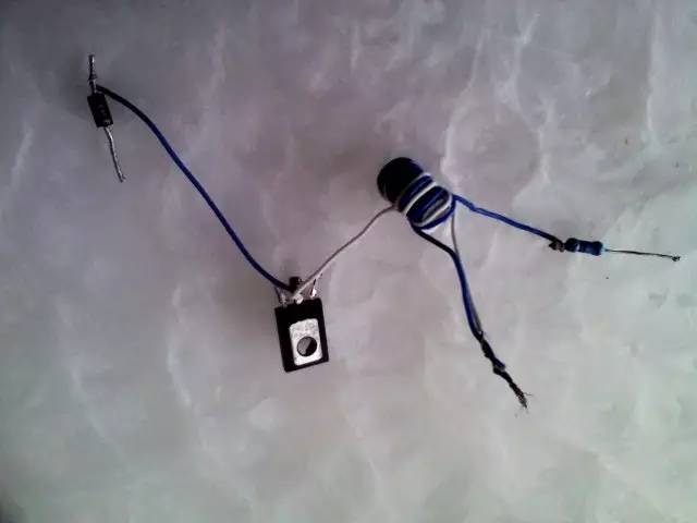 DIY充電機(jī)無(wú)線充電解析