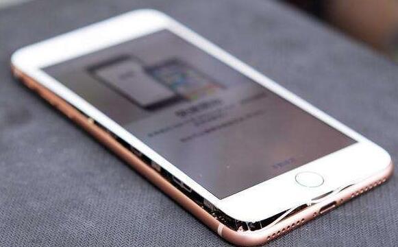 蘋果公司應(yīng)對(duì)iPhone 8充電機(jī)充電蓄電池鼓包的方案是什么？與三星Note7 爆炸門有何區(qū)別？