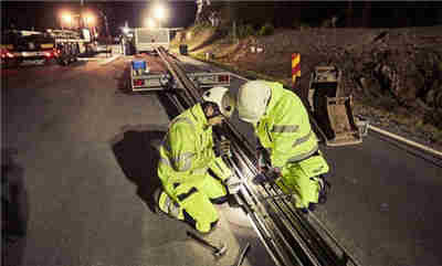 瑞典修建可邊開車邊充電公路使用的是什么充電機(jī)技術(shù)呢 瑞典修建可邊開車邊充電公路使用的是什么充電機(jī)技術(shù)呢