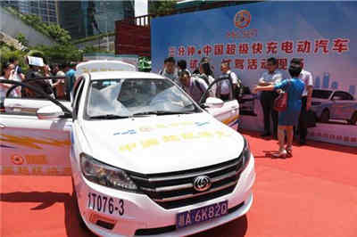 智能充電機(jī)廠家介紹3分鐘超級(jí)快充電池 智能充電機(jī)廠家介紹3分鐘超級(jí)快充電池